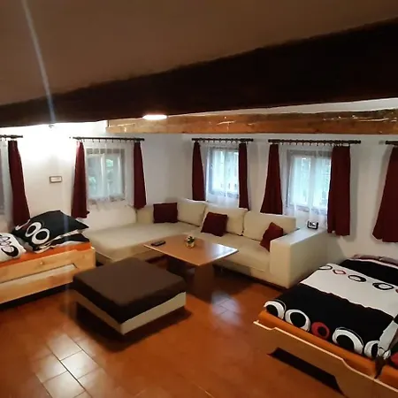 Ubytovani Bely 70 * Machov